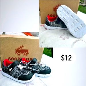 Toddler boy’s size 6 tennis shoes. Absolutely adorable boys shoes.